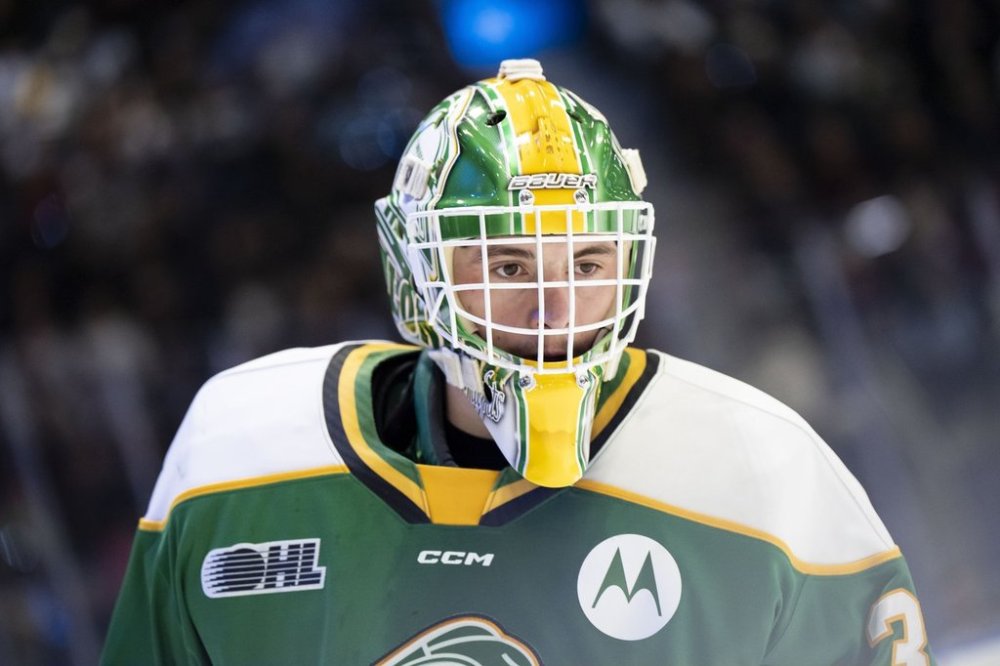 London Knights goaltender Austin Elliott (31) looks on during first period Memorial Cup hockey action against Rimouski Oceanic, in Rimouski, Que., Sunday, May 25, 2025. THE CANADIAN PRESS/Christopher Katsarov