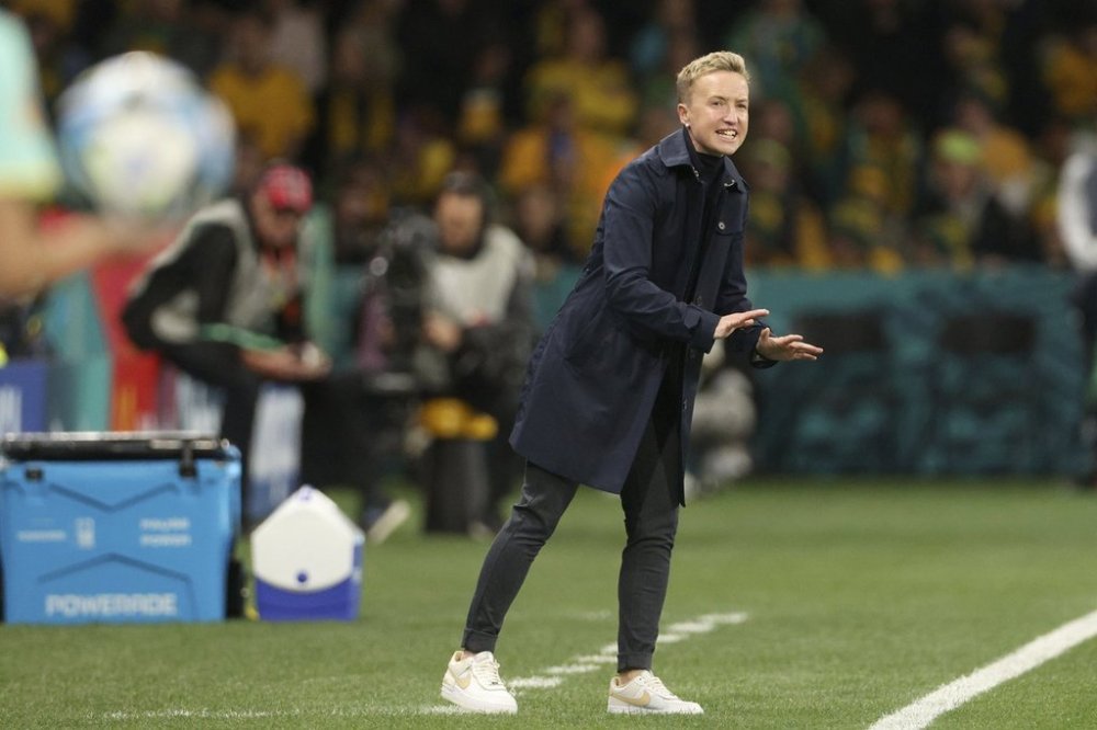 Canada's head coach Bev Priestman gestures during the Women's World Cup Group B soccer match between Australia and Canada in Melbourne, Australia, Monday, July 31, 2023. (AP Photo/Hamish Blair)