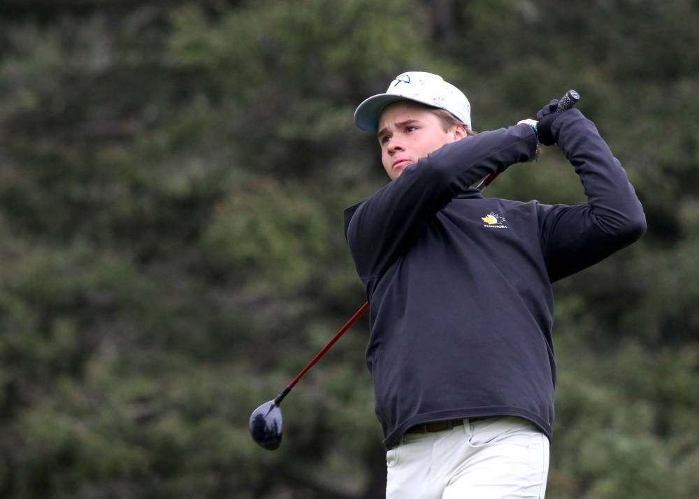 Hunter Oakden won the Tamarack golf tournament junior title on Saturday at Clear Lake Golf Course. (Thomas Friesen/The Brandon Sun)