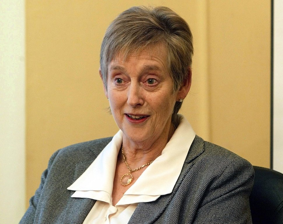 FILE - In this Dec. 14, 2004 file photo, the former head of the British Intelligence service Stella Rimington poses in her office in London. (AP Photo/Dave Caulkin, File)
