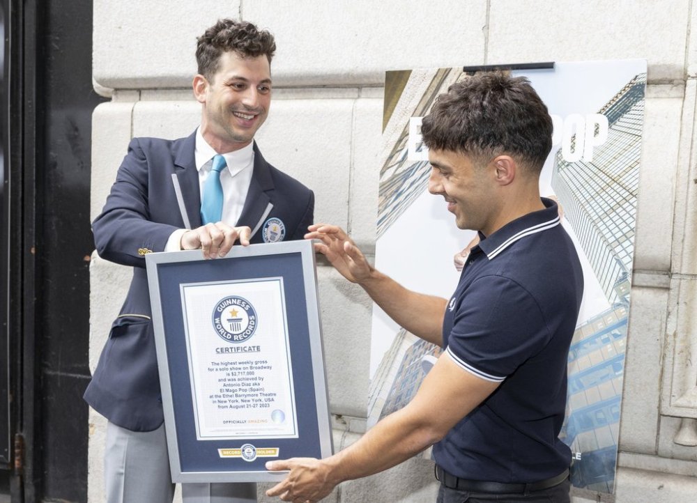 Andy Glass, left, and Illusionist Antonio Diaz