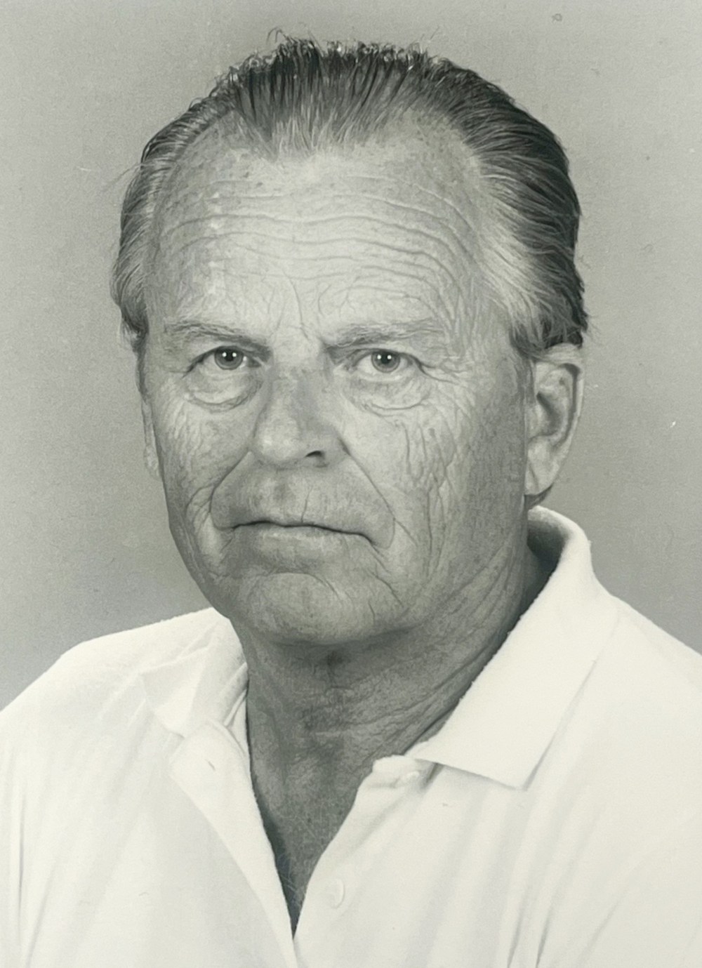 Dirk Aberson, in an undated head shot for The Brandon Sun. Aberson, who worked at the Sun from 1963 to 1995, died last week at the age of 95. (The Brandon Sun files)