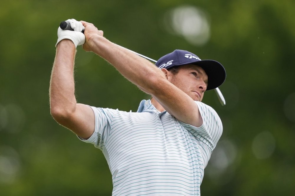 Canadian Drew Nesbitt tees off on the ninth hole during the first round of the Canadian Open in Toronto on Thursday, June 8, 2023. THE CANADIAN PRESS/Andrew Lahodynskyj