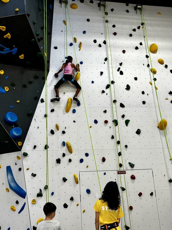 MacLachlan College, a private school in Oakville, Ont., has started a high-performance sport climbing program under the auspices of Canadian international climbers Zach and Madison Richardson as shown in this undated handout photo.
THE CANADIAN PRESS/Handout — MacLachlan College (Mandatory Credit)