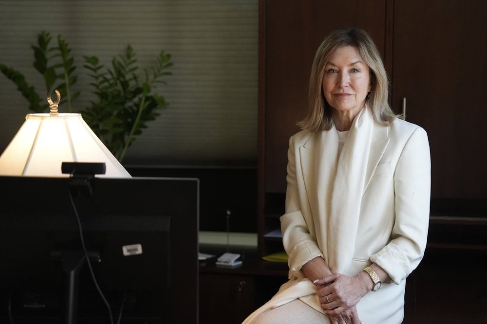 Cynthia Marie Block, Saskatoon's Mayor is photographed in her office at City Hall in Saskatoon, Sask., Thursday, April 10, 2025. THE CANADIAN PRESS/Chris Young
