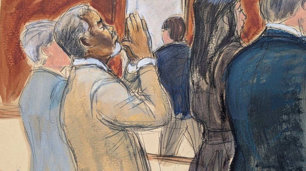 FILE - In this courtroom sketch, Sean