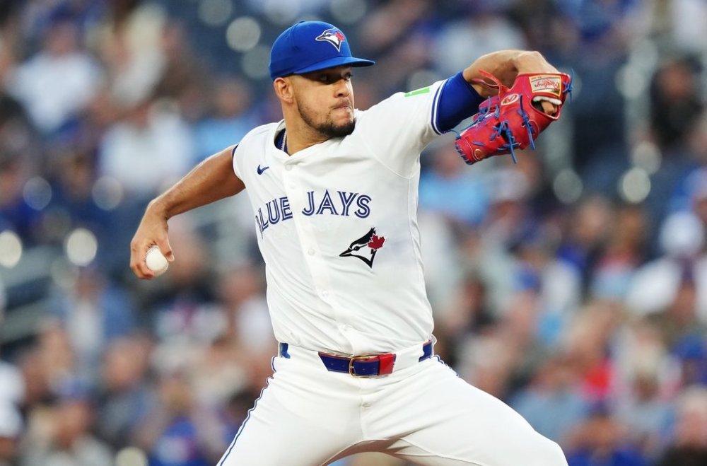 Toronto Blue Jays pitcher Jose Berrios (17) works against the Houston Astros during first inning MLB action in Toronto on Wednesday, September 10, 2025. THE CANADIAN PRESS/Nathan Denette
