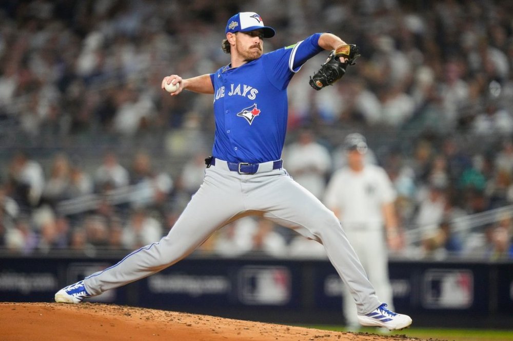 Toronto Blue Jays pitcher Shane Bieber (57) delivers against the New York Yankees during the first inning of Game 3 of baseball's American League Division Series, Tuesday, Oct. 7, 2025, in New York. (AP Photo/Yuki Iwamura)