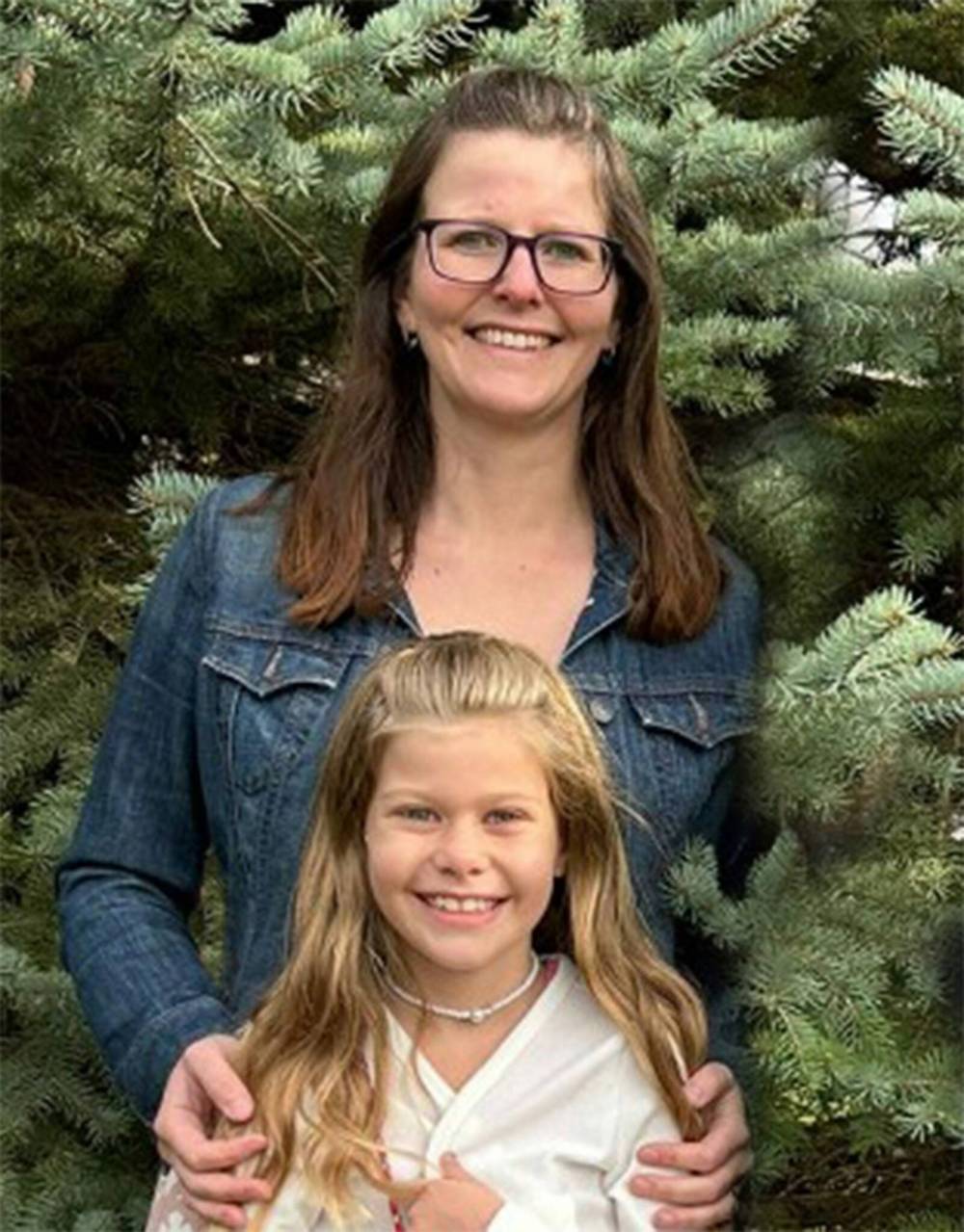 Sara Unger, 35, and her eight-year-old daughter, Alexa Unger, who lived in the Rural Municipality of Rhineland, were killed in a crash on Nov. 15, 2024. (Supplied)