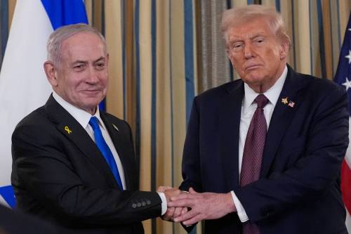 Israeli Prime Minister Benjamin Netanyahu shakes hands with U.S. President Donald Trump after a news conference at the White House on Sept. 29. (The Associated Press files)