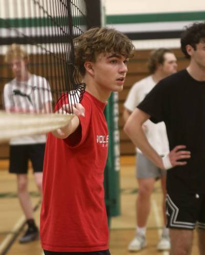 Jackson Burgess moved from libero to outside hitter due to injuries for the Neelin Spartans varsity boys’ volleyball team, which heads to provincials in Winnipeg on Thursday. (Thomas Friesen/The Brandon Sun)