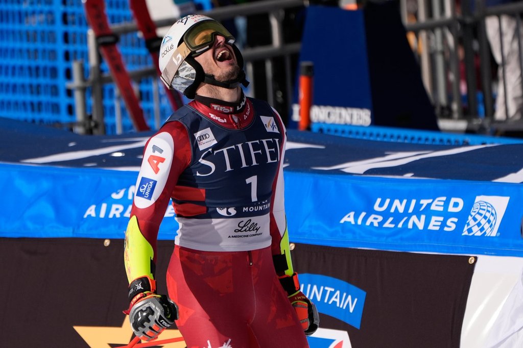 Brennsteiner gets first World Cup ski win after Odermatt skis out of giant slalom