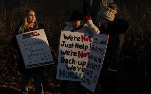 Alberta hospital workers walk out after the Alberta Union of Provincial Employees served strike notice to Alberta Health Services, in Edmonton on Saturday November 22, 2025.THE CANADIAN PRESS/Jason Franson