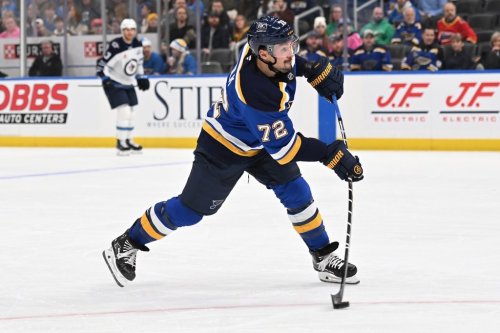 St. Louis Blues defenceman Justin Faulk (72) shoot and scores a goal against the Winnipeg Jets during the second period of an NHL hockey game on Wednesday, Dec. 17, 2025, in St. Louis. (AP Photo/Joe Puetz)
