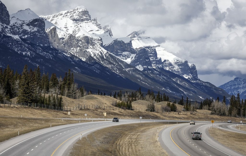 Alberta to launch trial in 2026 increasing some rural highway speeds to 120 km/h