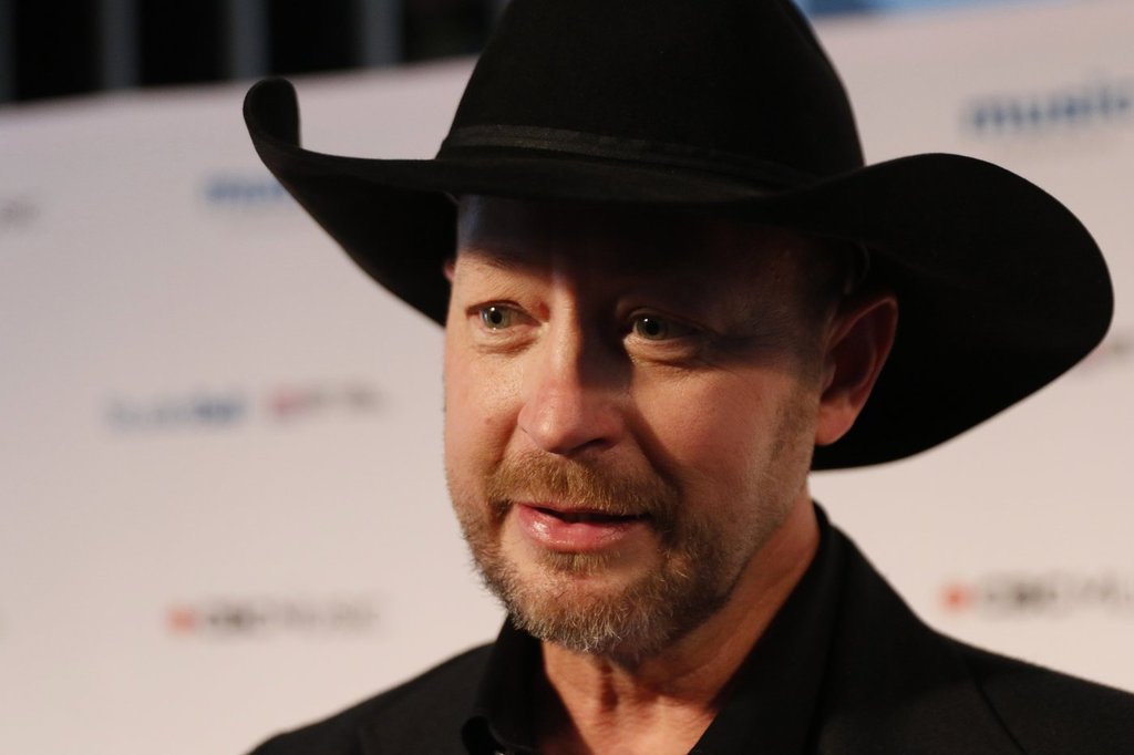 Alberta musician Paul Brandt won’t clarify opinion on separation after online post
