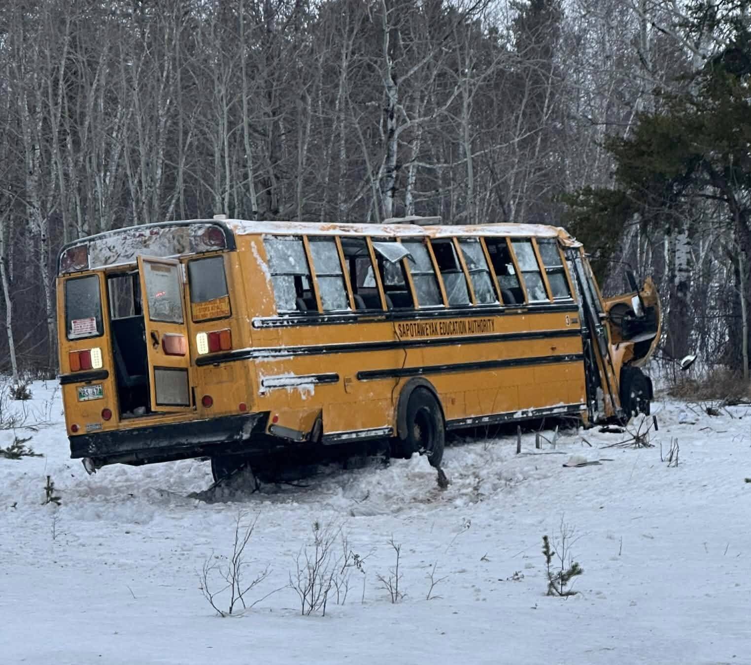 Students injured in school bus rollover