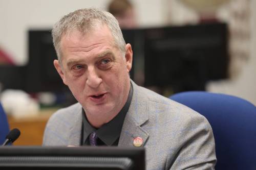 Coun. Bruce Luebke (Ward 6) made a motion to limit the program to fourplexes and sixplexes, but it was voted down 9-1.