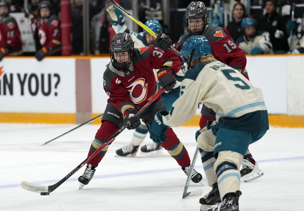 Leslie nets tying, winning goals as Charge find extra gear late in win over Torrent