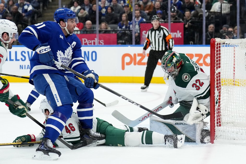 Foligno’s first career hat trick pushes Wild past Maple Leafs 6-3