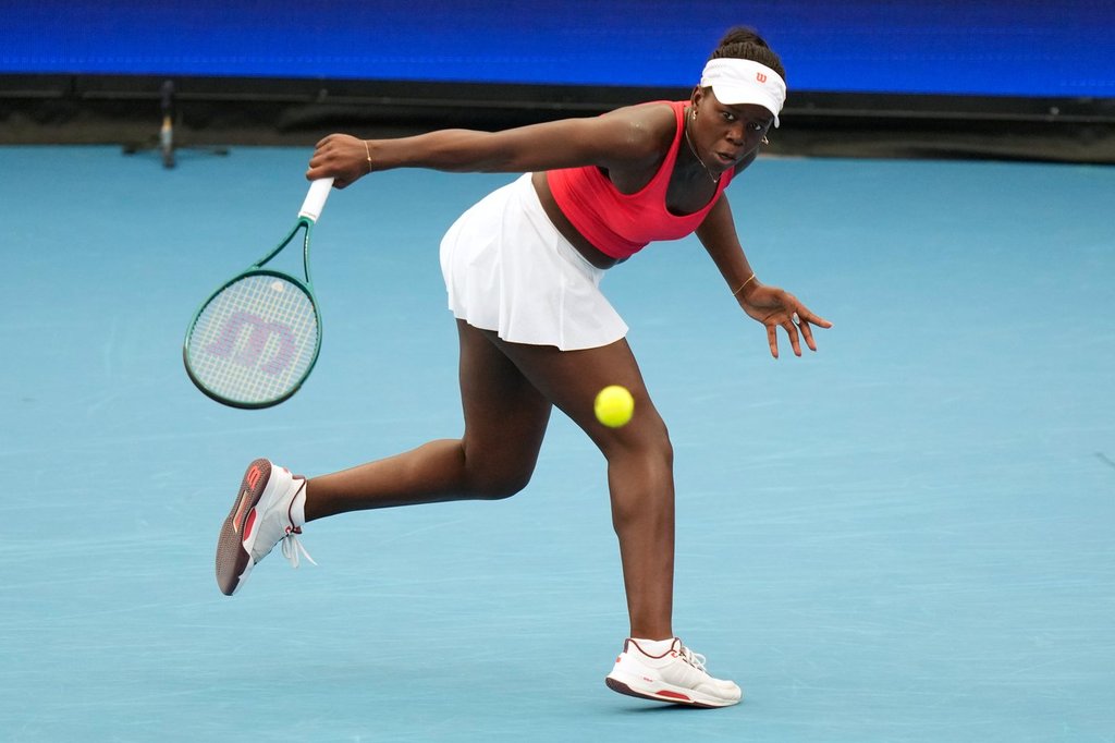 Canada’s Victoria Mboko upsets Madison Keys, advances to Adelaide semifinals