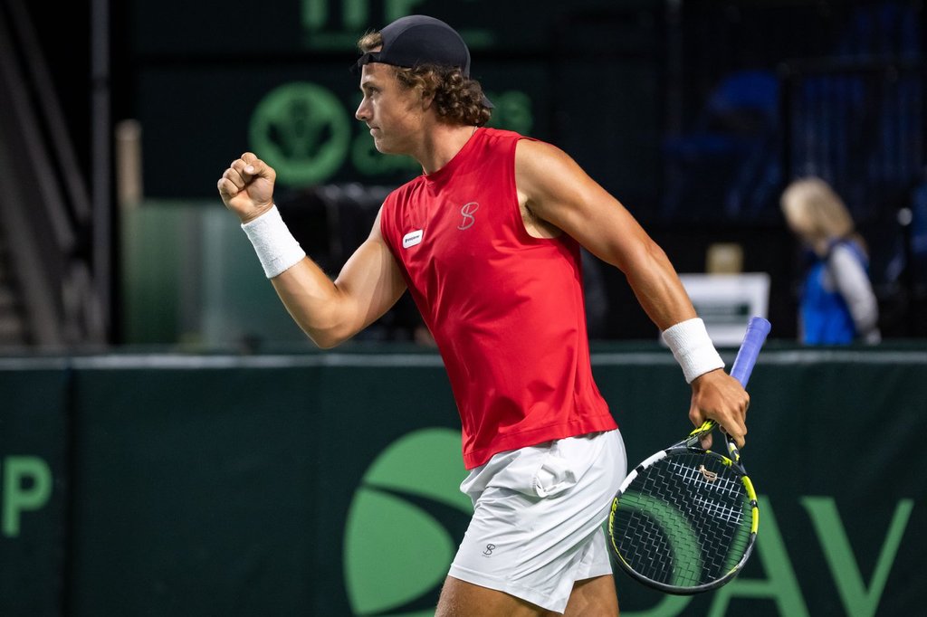 Brazil, Canada split Davis Cup opening matches