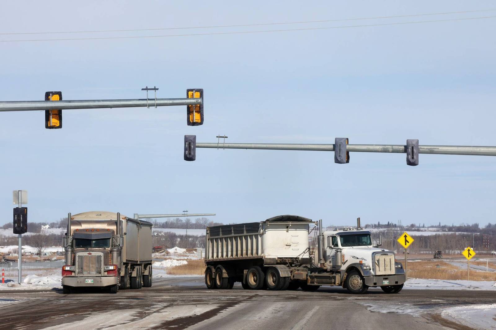 Traffic lights stalled at fatal intersection