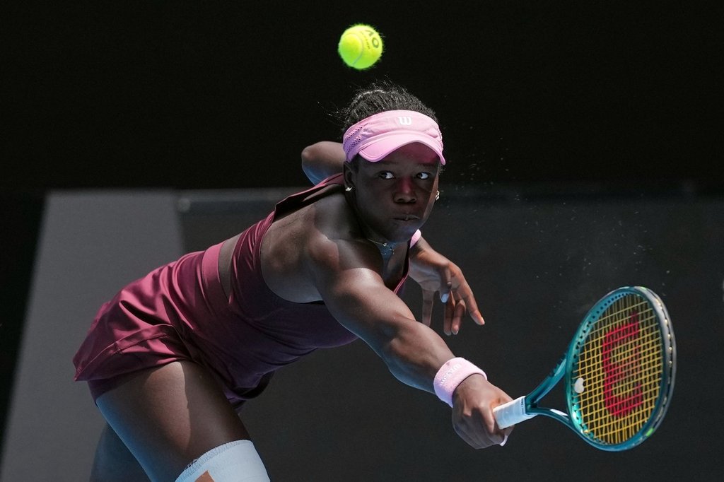 Canada’s Mboko falls in straight sets to Muchova in Qatar Open final