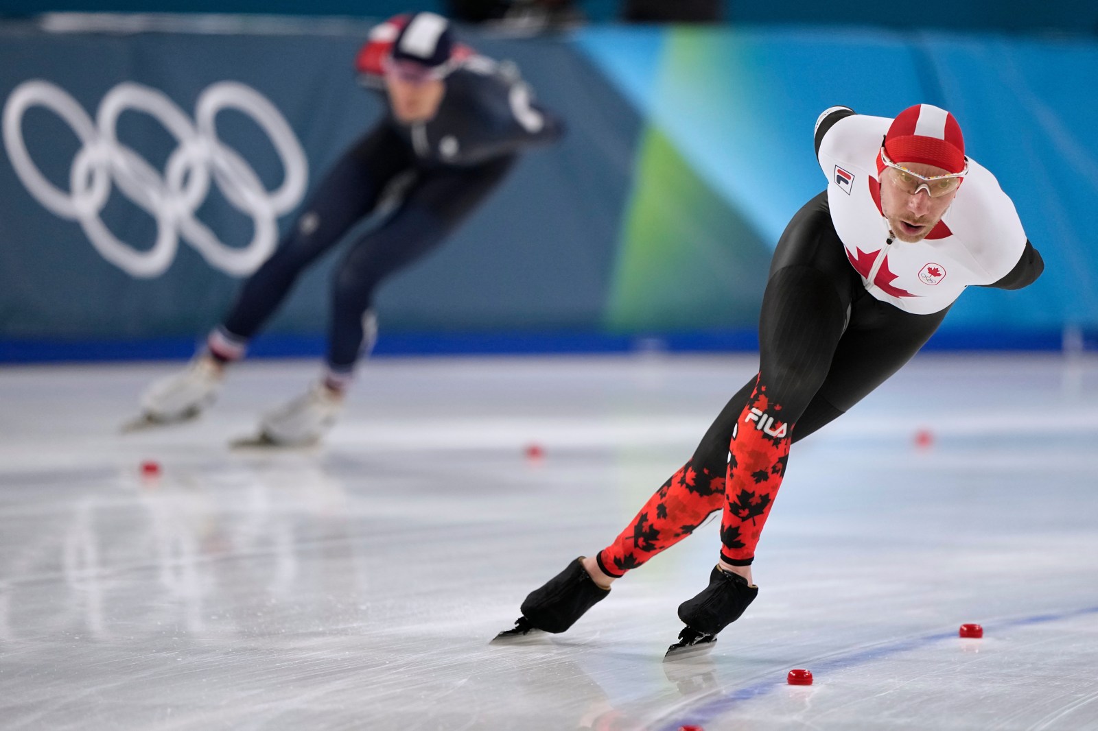 Decorated Canadian speedskater Bloemen battles in last Olympic 5k of his career