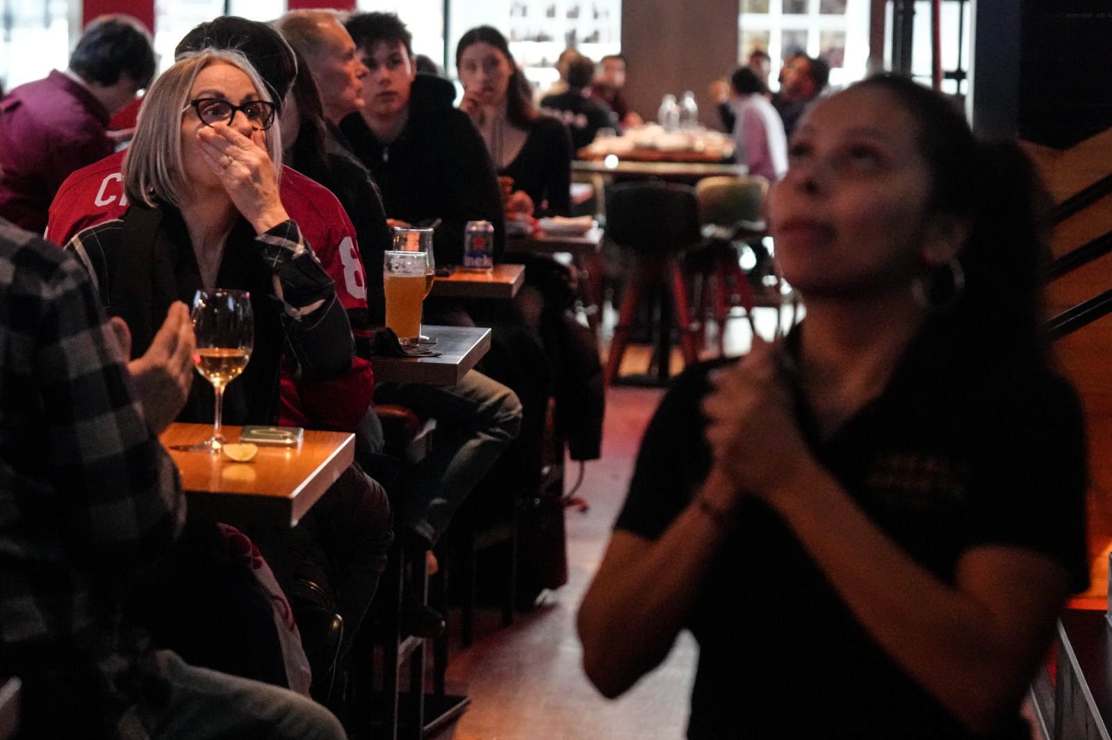 Ontario bars can serve alcohol early for gold medal hockey game, Ford says