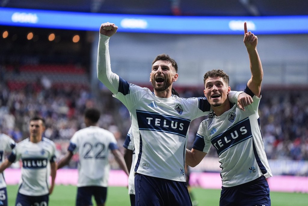 Vancouver Whitecaps ink reigning MLS defender of the year Blackmon to extension