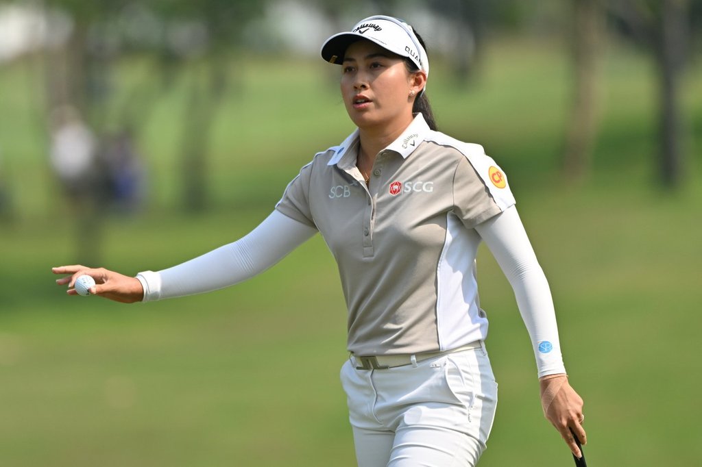 Top-ranked Thitikul takes third-round lead at her home LPGA Thailand tournament