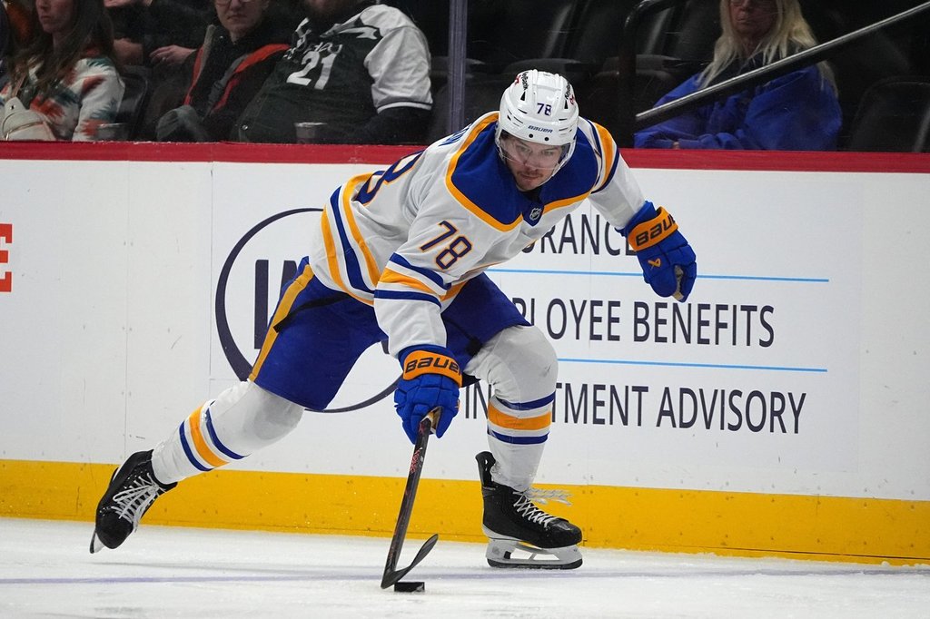 Jets ship Stanley, Schenn and Pearson to Sabres for prospects and drafts picks