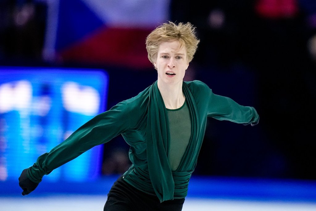 Canada’s Stephen Gogolev finishes fourth at world figure skating championships