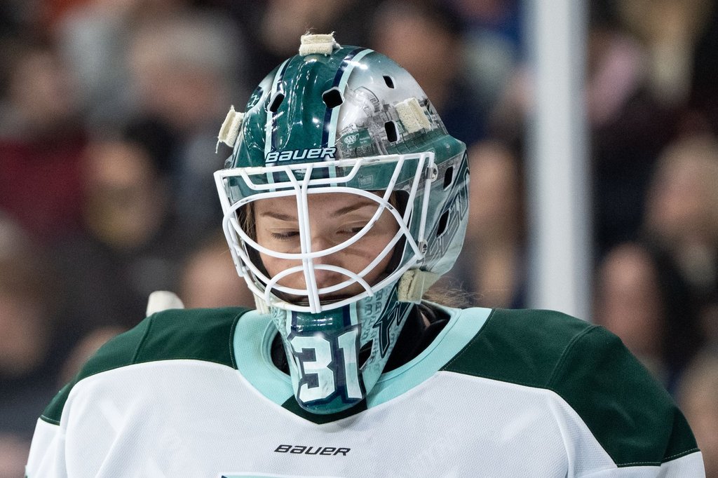 Frankel records 35-save shutout as Boston Fleet blank Vancouver Goldeneyes 2-0