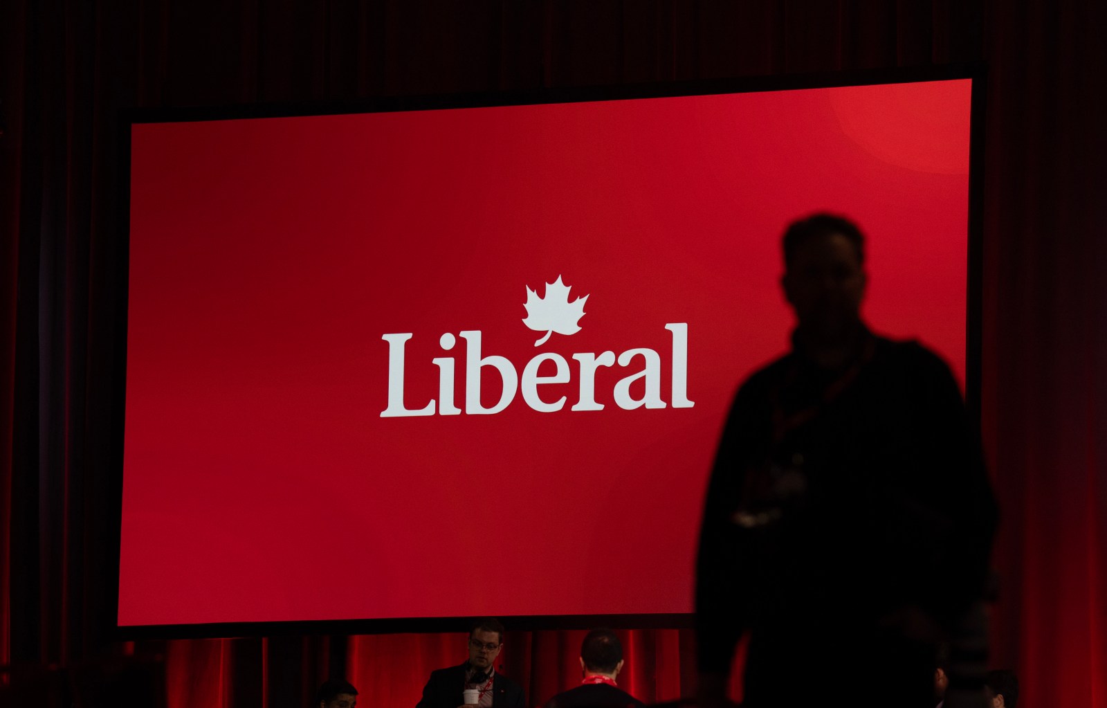 Liberals to debate age restrictions on social media, AI chatbots