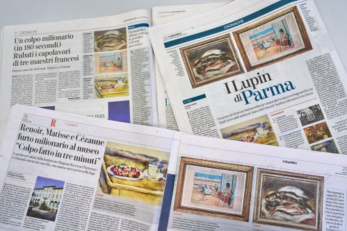 Italian Newspapers carry the news of the heist of three paintings, 