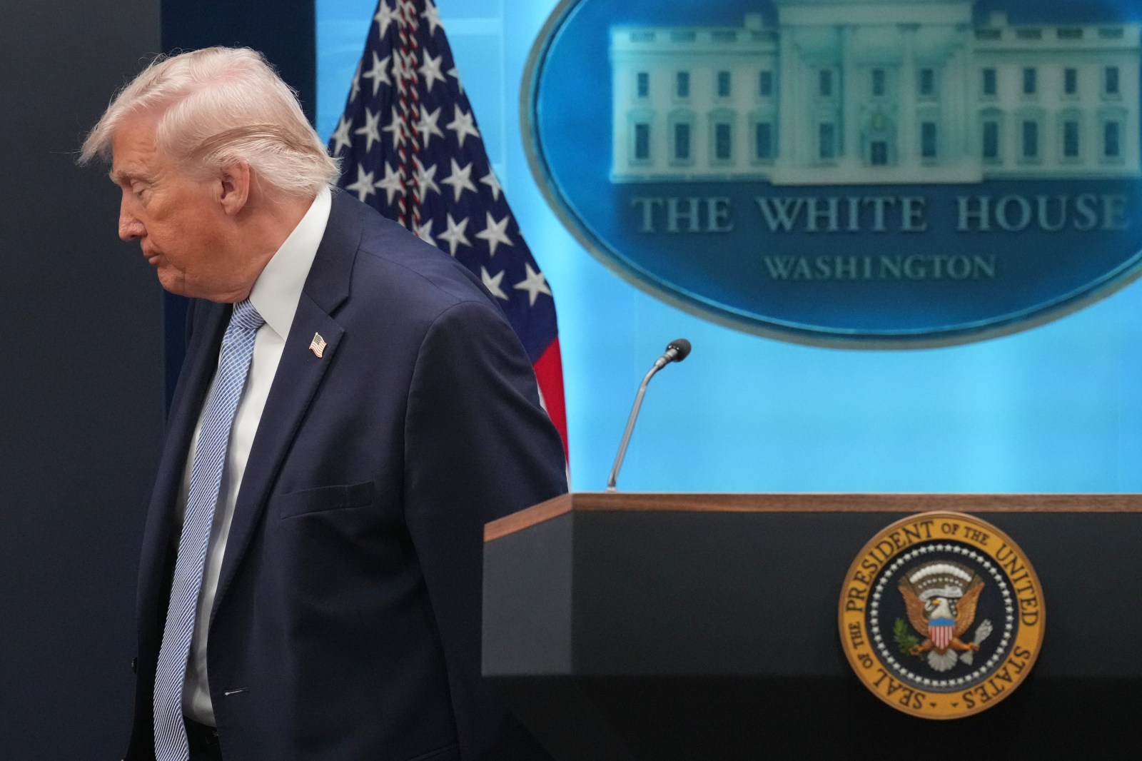 ‘War crimes’: Iranian Canadians horrified by Trump’s latest threat to destroy Iran