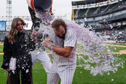 Chicago White Sox's Tristan Peters (29) is doused to celebrate his walk-off RBI single to win a home-opener baseball game against the Toronto Blue Jays, Friday, April 3, 2026, in Chicago. (AP Photo/Erin Hooley)