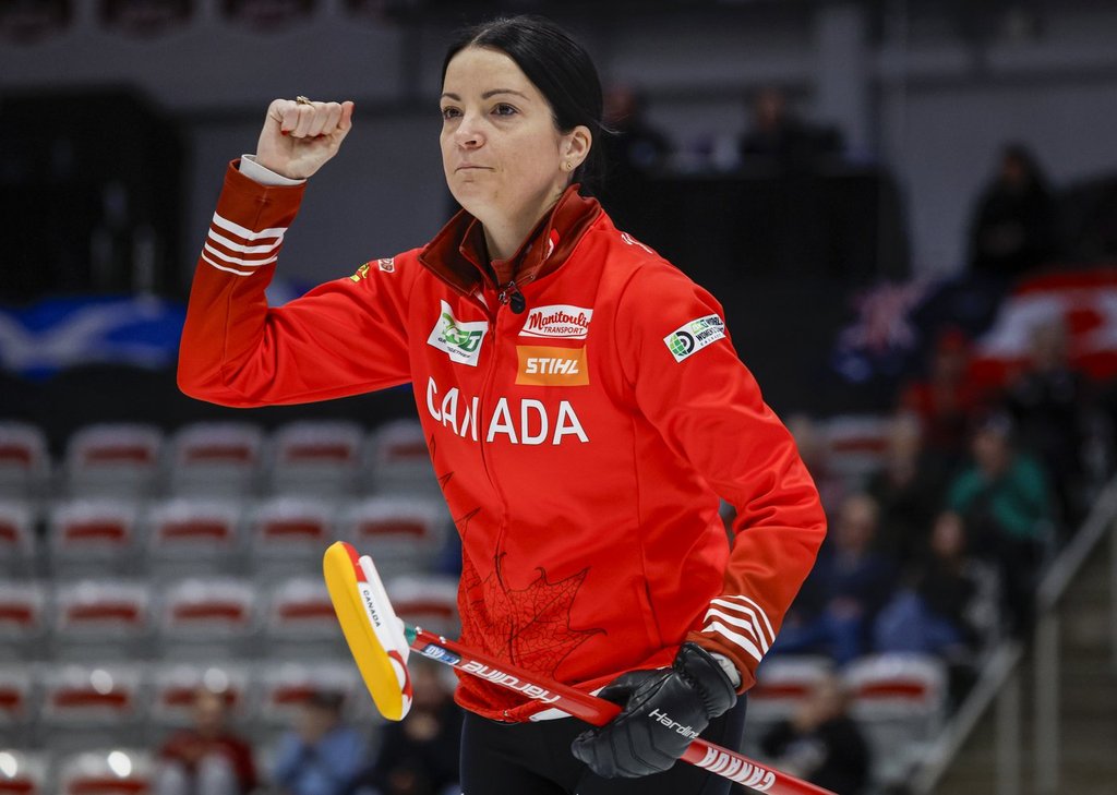 Canada’s Kerri Einarson wins fifth straight in women’s world curling championship