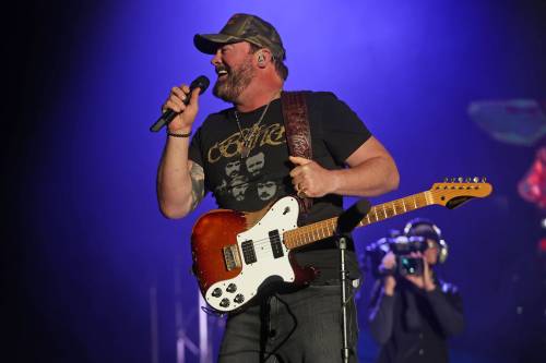 Country artist Lee Brice performs for over 3,500 fans at Assiniboine Credit Union Place in Brandon on Sunday evening as part of his Sunriser Tour.