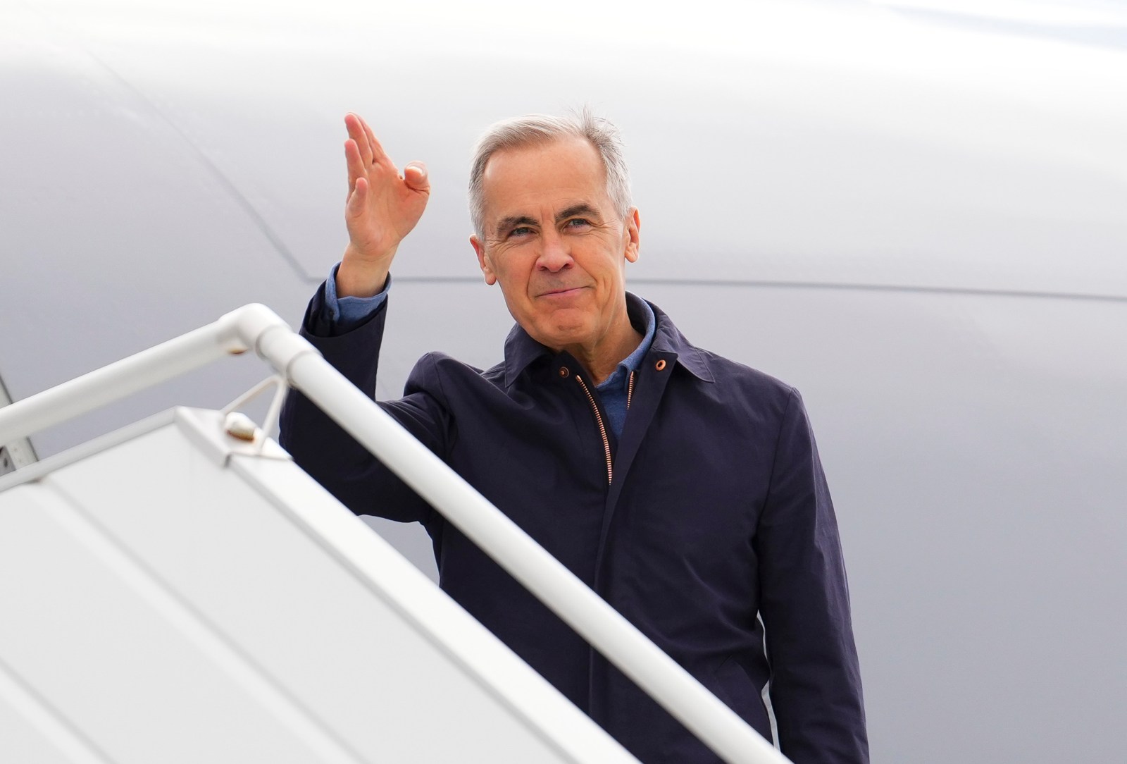 Prime Minister arrives in Armenia for European Political Community summit