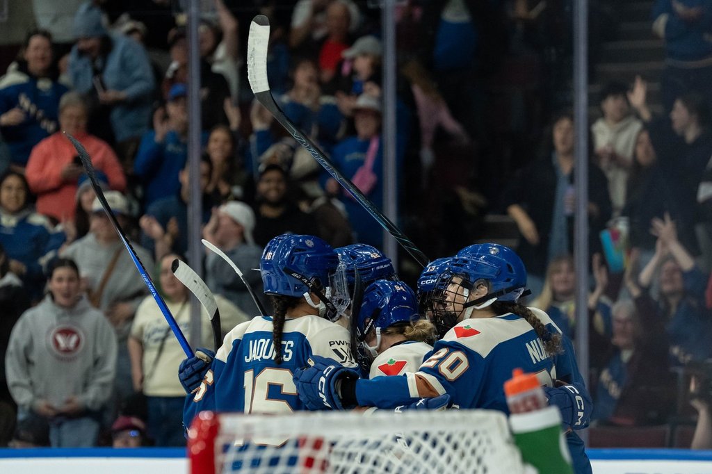 Vancouver Goldeneyes showing character with gutsy wins late in inaugural season