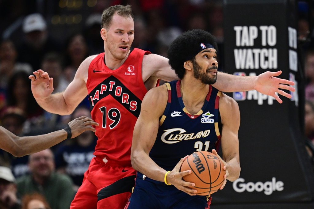 Film School: Raptors do deep dive on Game 1 loss to prepare for Cavaliers