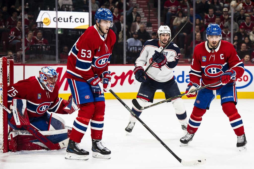 Canadiens’ Noah Dobson out with upper-body injury, to be re-evaluated in two weeks