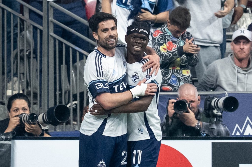 White scores twice, Vancouver Whitecaps beat Colorado Rapids 3-1