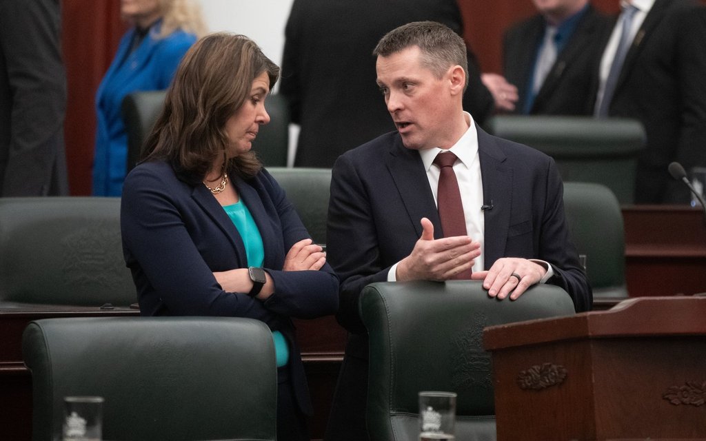 Alberta’s finance, hospital ministers stepping down, won’t seek re-election