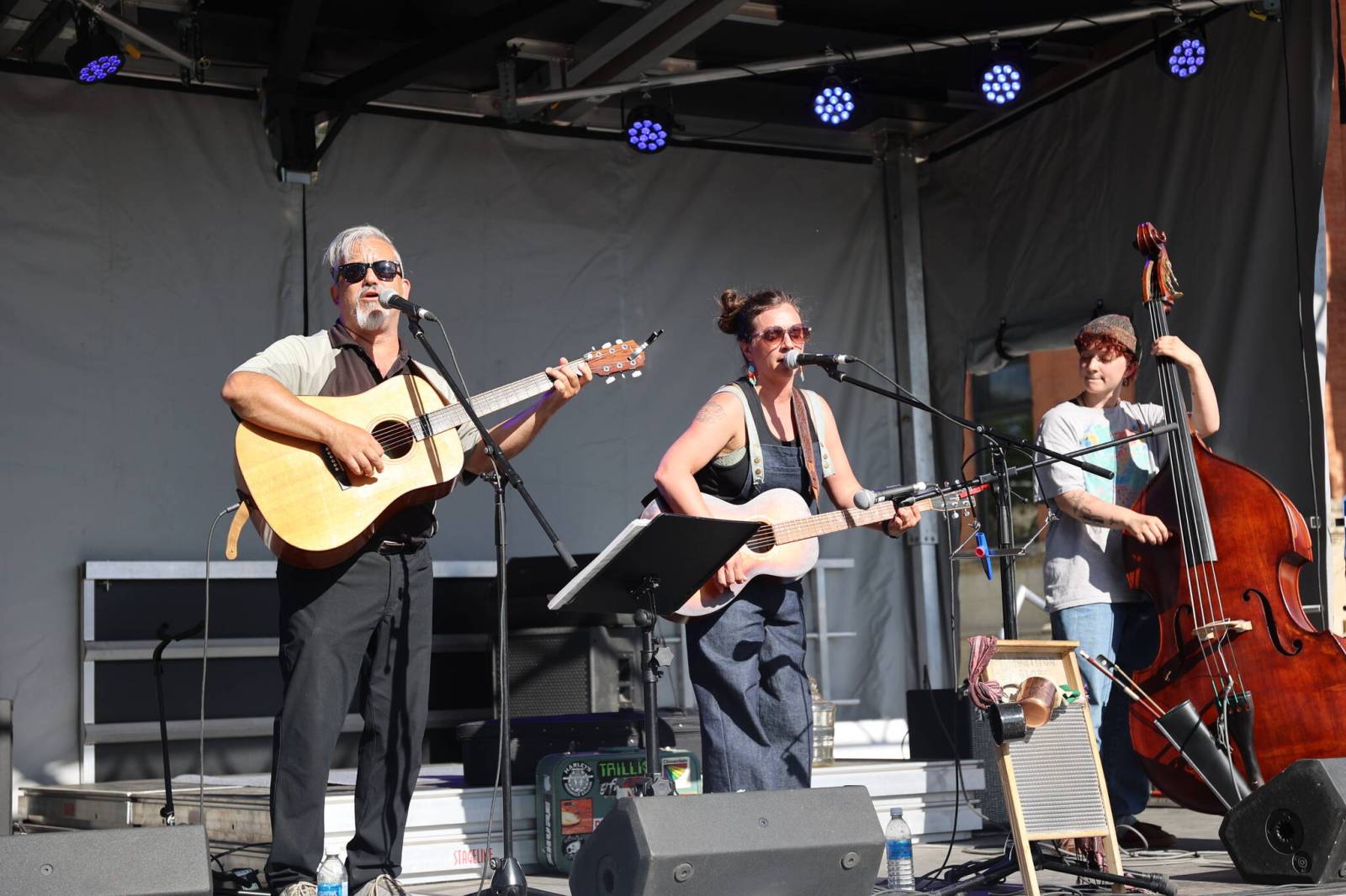 Fourth block party draws crowds to downtown