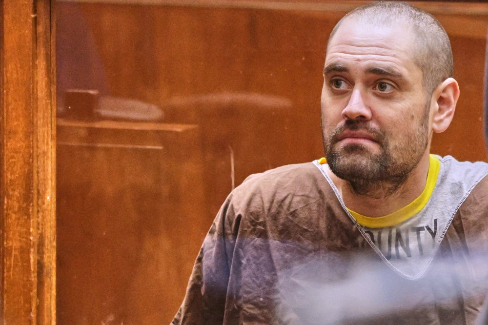 ロブ・ライナーの息子ニックは、両親が殺人事件で彼を守るために残した信託からの金を探している ロブ・ライナーの息子ニックは、両親が殺人事件で彼を守るために残した信託からの金を探している
