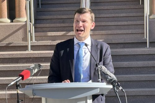 Calgary’s new mayor-elect Jeromy Farkas speaks to reporters outside city hall on Tuesday, Oct. 21, 2025, after narrowly defeating his opponent. THE CANADIAN PRESS/Bill Graveland
